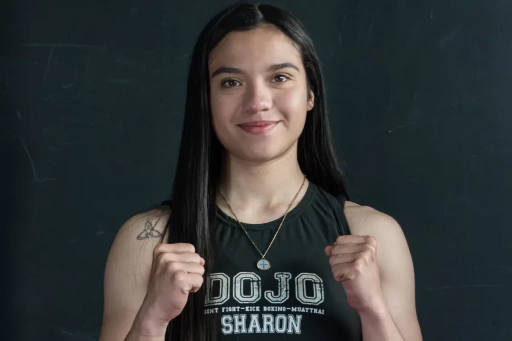 Sharon Forero, entrenadora de boxeo, kickboxing y muay thai en Bogotá